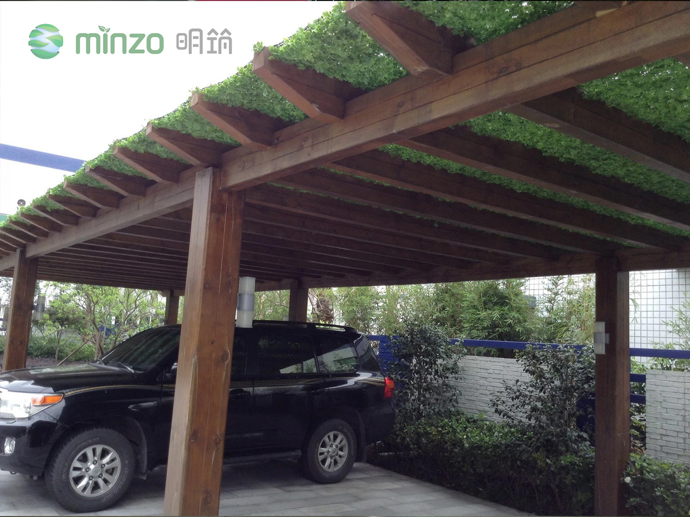 汽車(chē)遮陽(yáng)棚